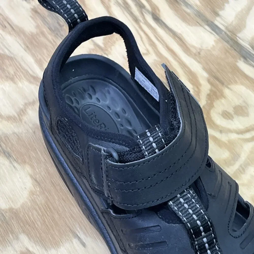 Crocs Yukon Fisherman Sandals 209875 Black Outdoor Water Mens Size 9